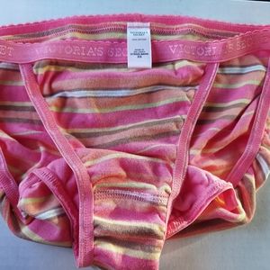 NWT vintage Victoria’s Secret logo band string bikini panty
